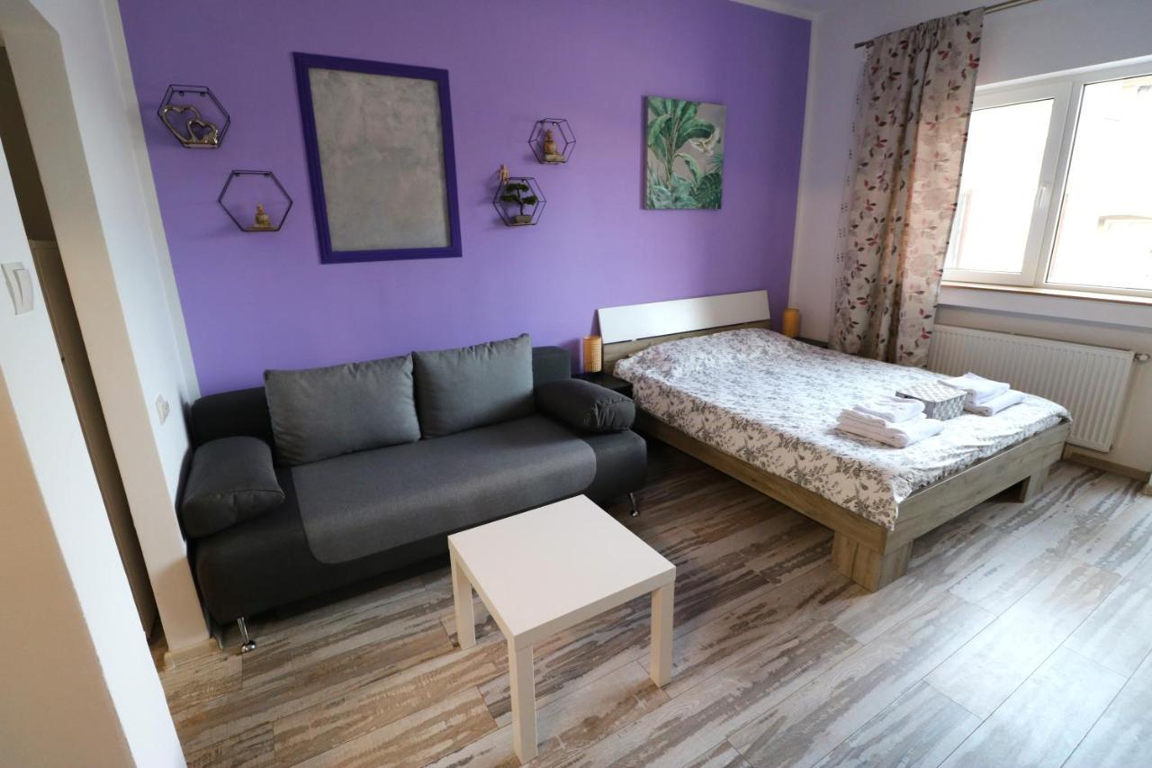 Ferienwohnung Charming Cozy Studio - Old Town - Free Minibar Bukarest Exterior foto