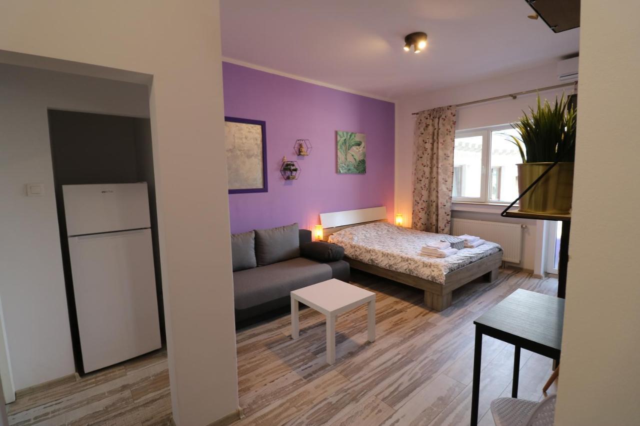 Ferienwohnung Charming Cozy Studio - Old Town - Free Minibar Bukarest Exterior foto
